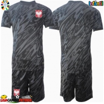 Camisa de Futebol Polónia Goleiro Equipamento Secundário Infantil Europeu 2024 Manga Curta (+ Calças curtas)